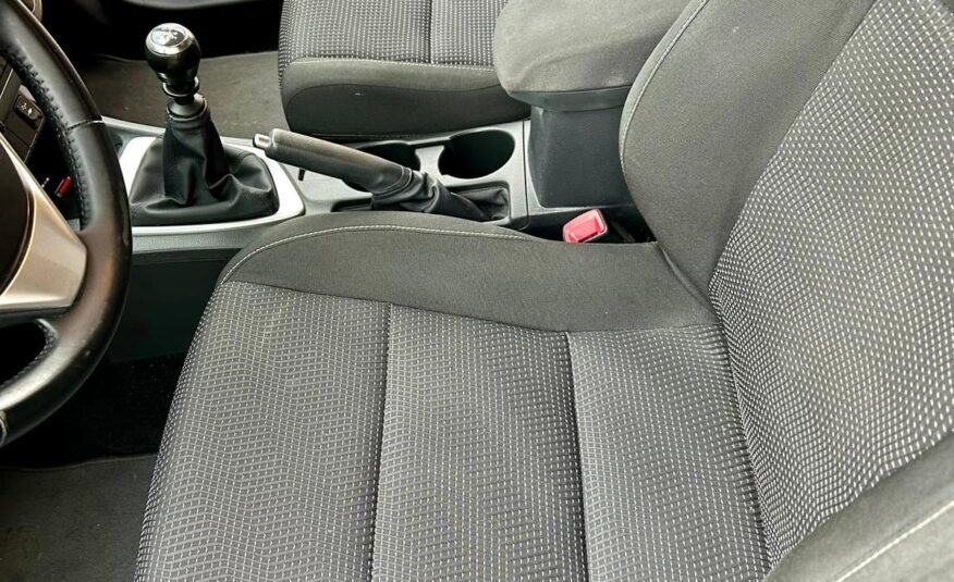 TOYOTA AURIS 2.0