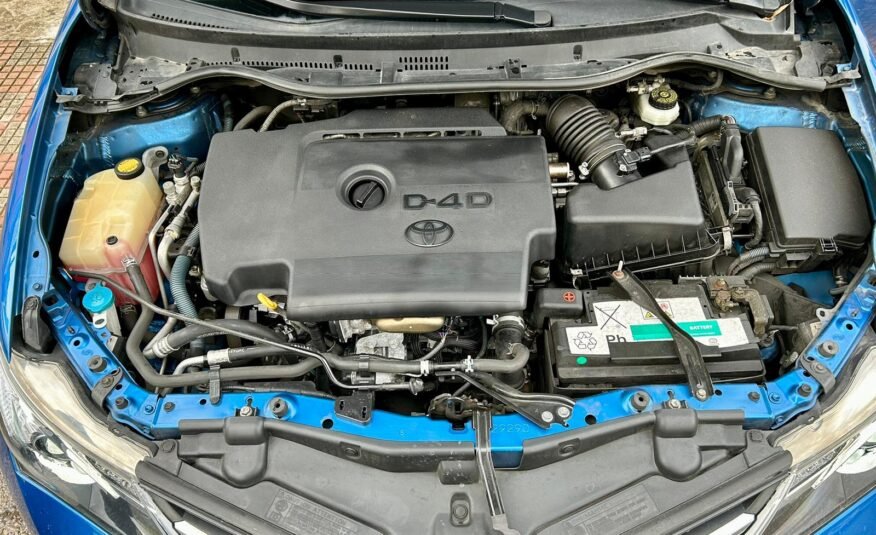 TOYOTA AURIS 2.0