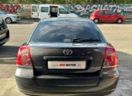 TOYOTA AVENSIS 2.2 D4D Executive