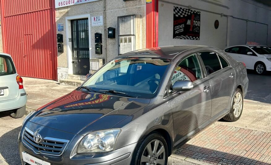 TOYOTA AVENSIS 2.2 D4D Executive