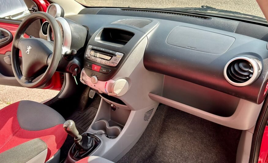 PEUGEOT 107 URBAN MOVE 1.4 HDi 3p.