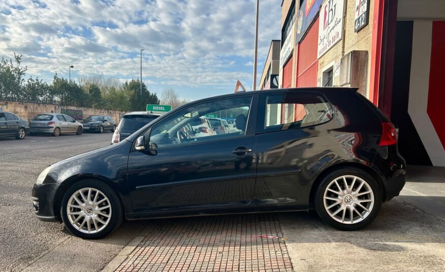 VOLKSWAGEN Golf V GT 2.0 TDI