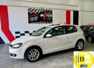VOLKSWAGEN GOLF VI 1.6 TDI SPORT