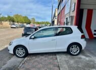 VOLKSWAGEN GOLF VI 1.6 TDI SPORT