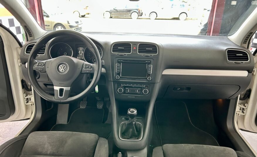 VOLKSWAGEN GOLF VI 1.6 TDI SPORT