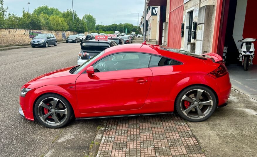 AUDI TT SLINE QUATTRO R32 (V6)