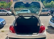PEUGEOT 207 X-LINE 1.4 HDI