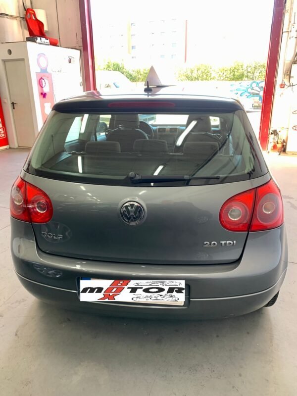VOLKSWAGEN Golf 2.0 TDI SPORTLINE