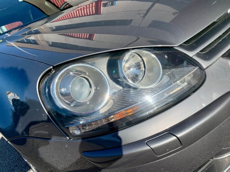 VOLKSWAGEN Golf 2.0 TDI SPORTLINE