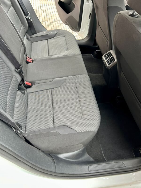 VOLKSWAGEN Golf VII 1.6