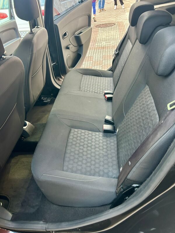 DACIA SANDERO 1.5DCI LAUREATE