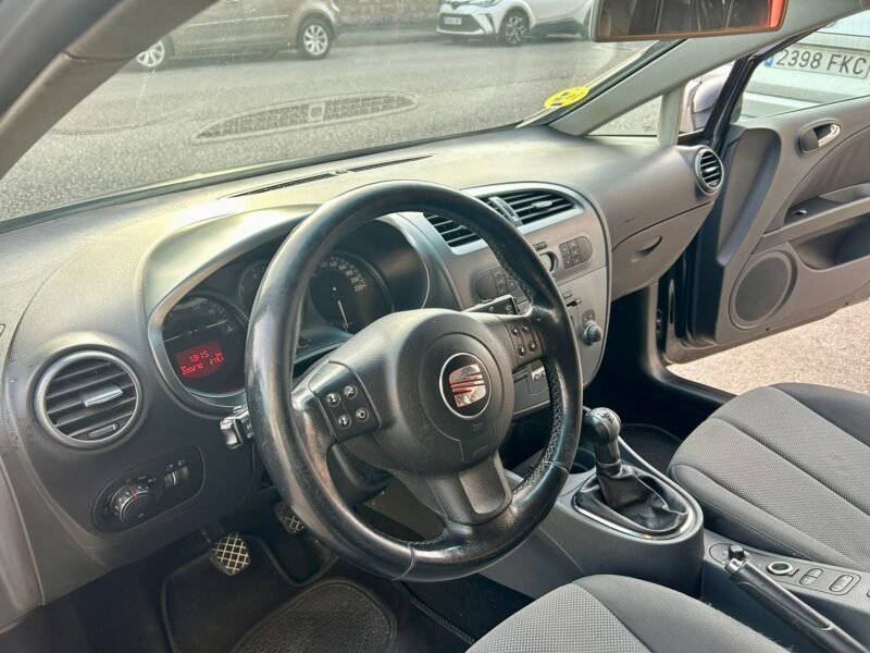 SEAT LEON 1.9 TDI REFERENCE