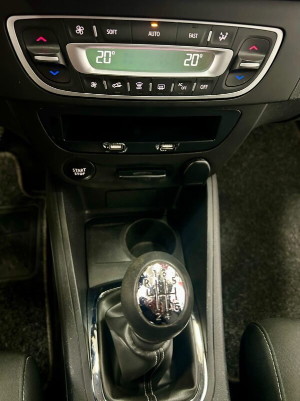 RENAULT Megane 1.5 DCI LIMITED