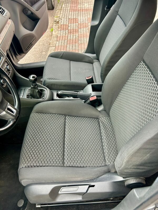 VOLKSWAGEN Golf VI 2.0 TDI ADVANCE