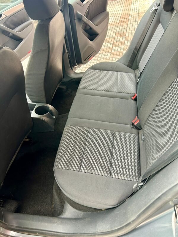 VOLKSWAGEN Golf VI 2.0 TDI ADVANCE