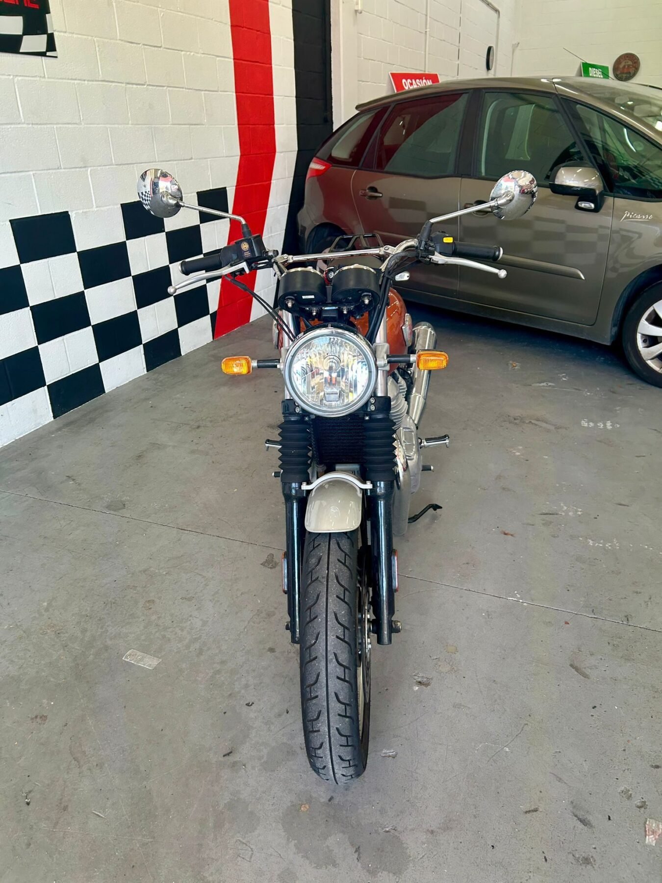 ROYAL INTERCEPTOR 650