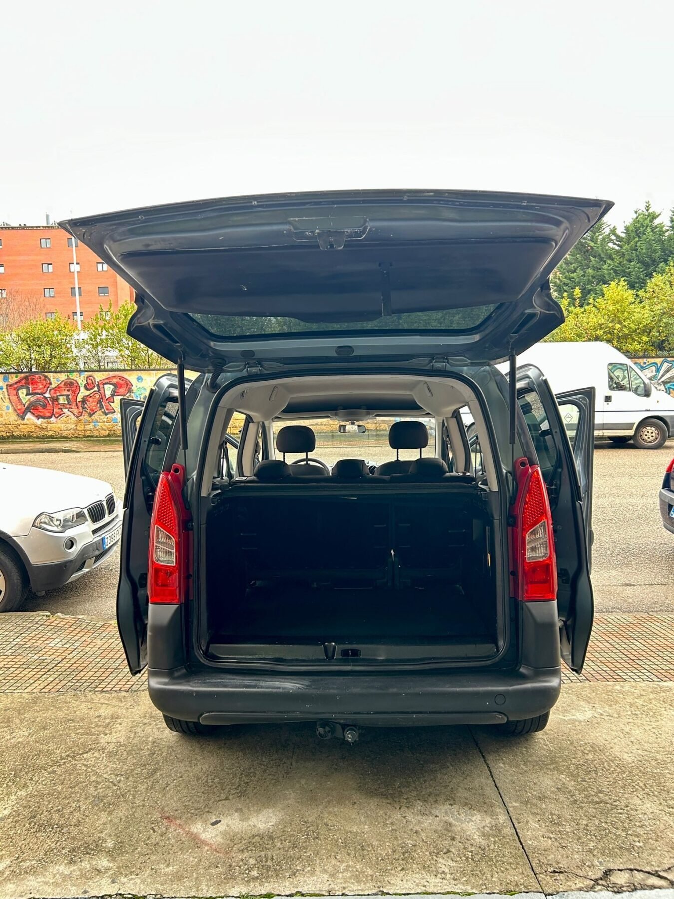 PEUGEOT PARTNER TEPEE OUTDOOR 1.6 HDI