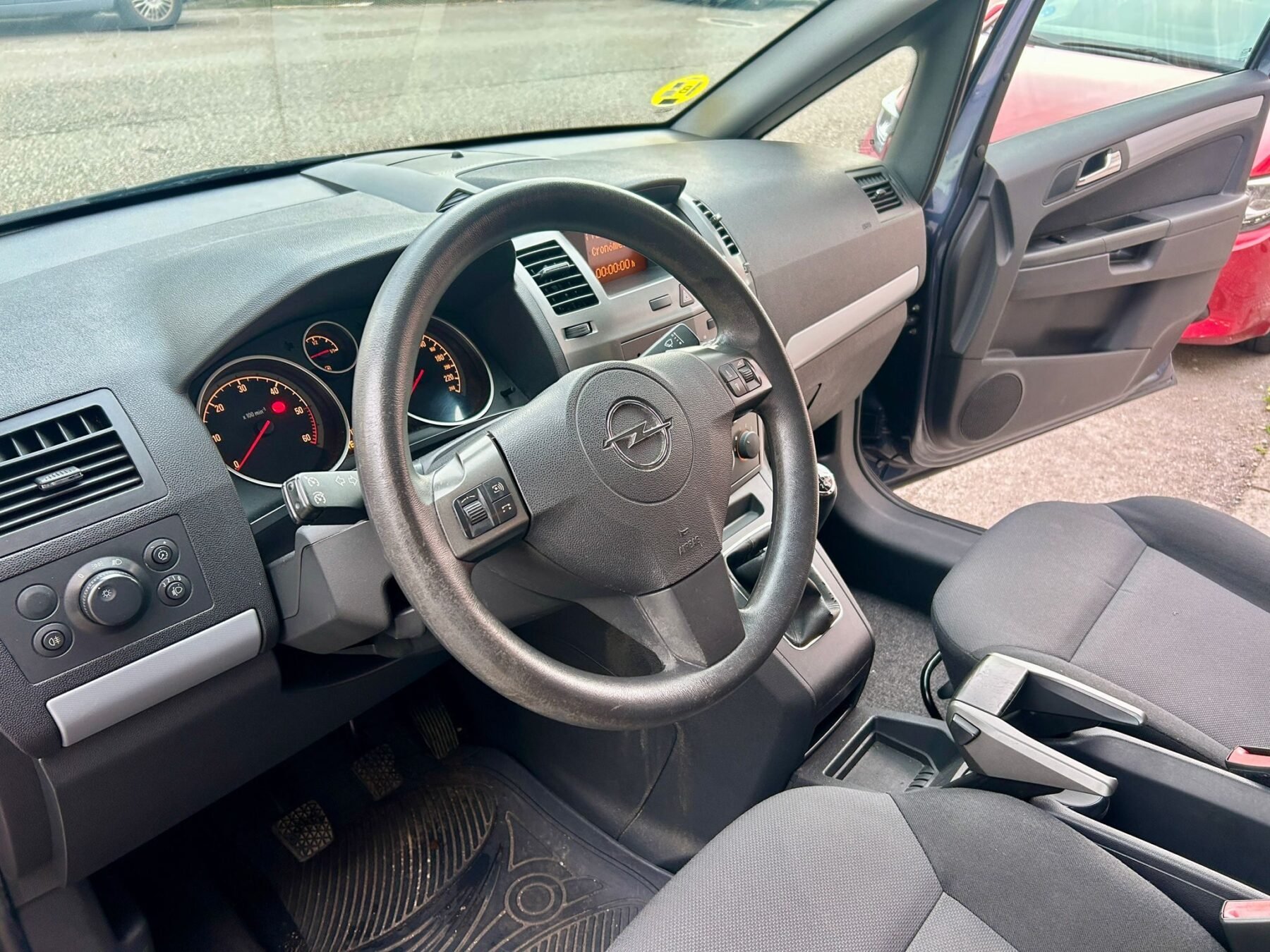 OPEL ZAFIRA 1.9 CDTI COSMO
