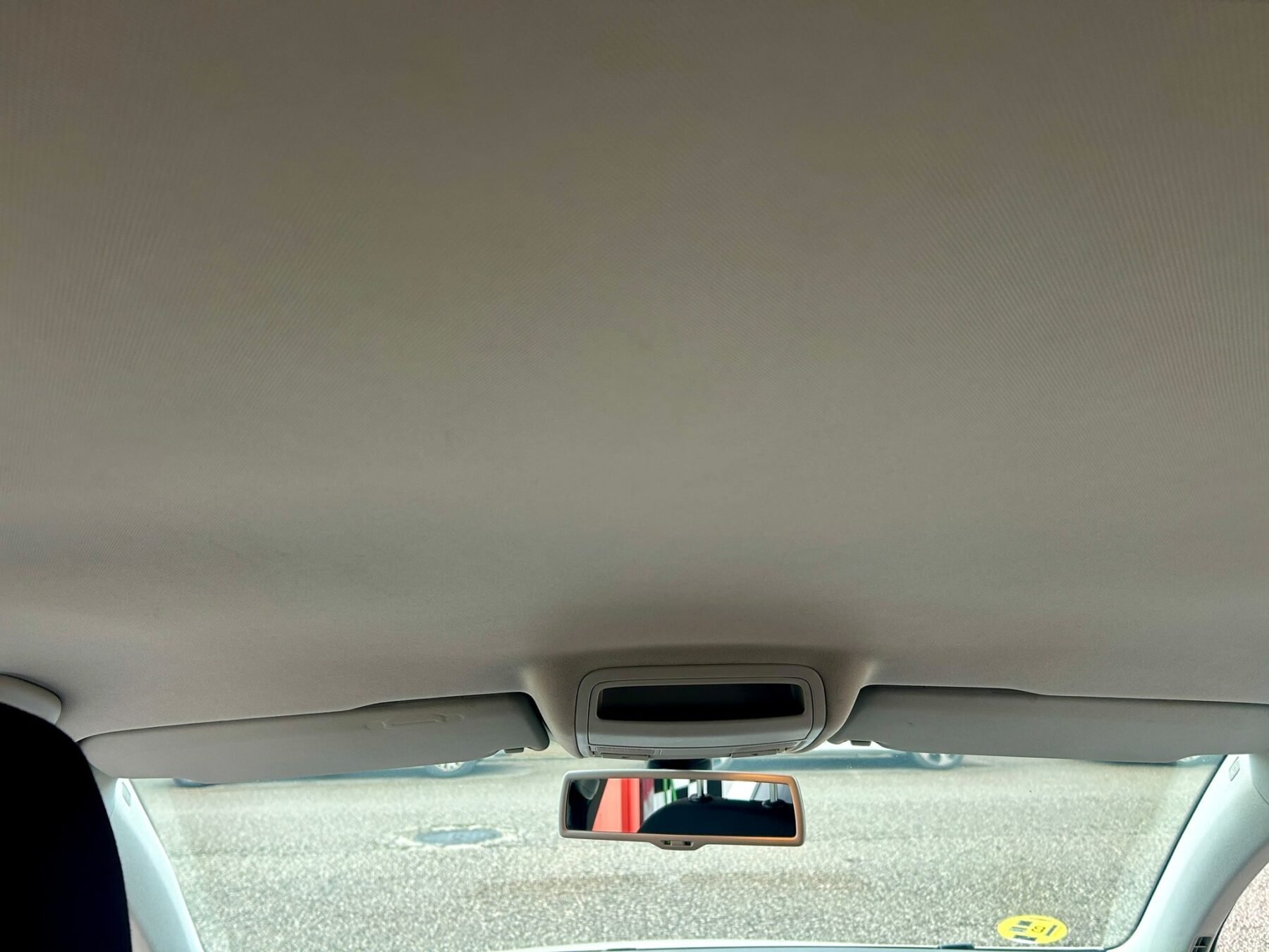 VOLKSWAGEN Golf VI 1.6 TDI ADVANCE BLUE MOTION