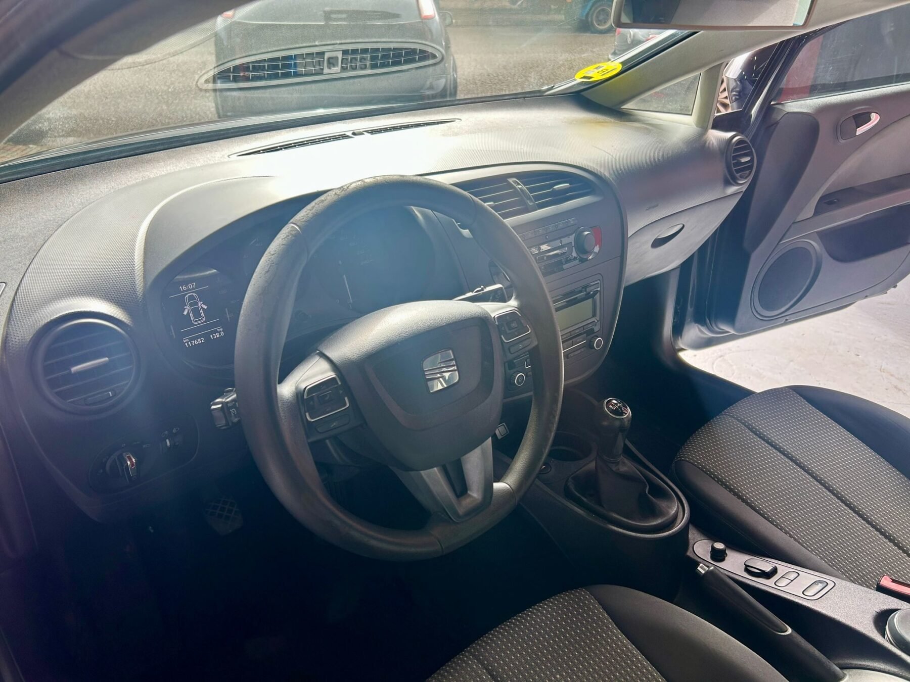 SEAT LEON 1.6 TDI REFERENCE