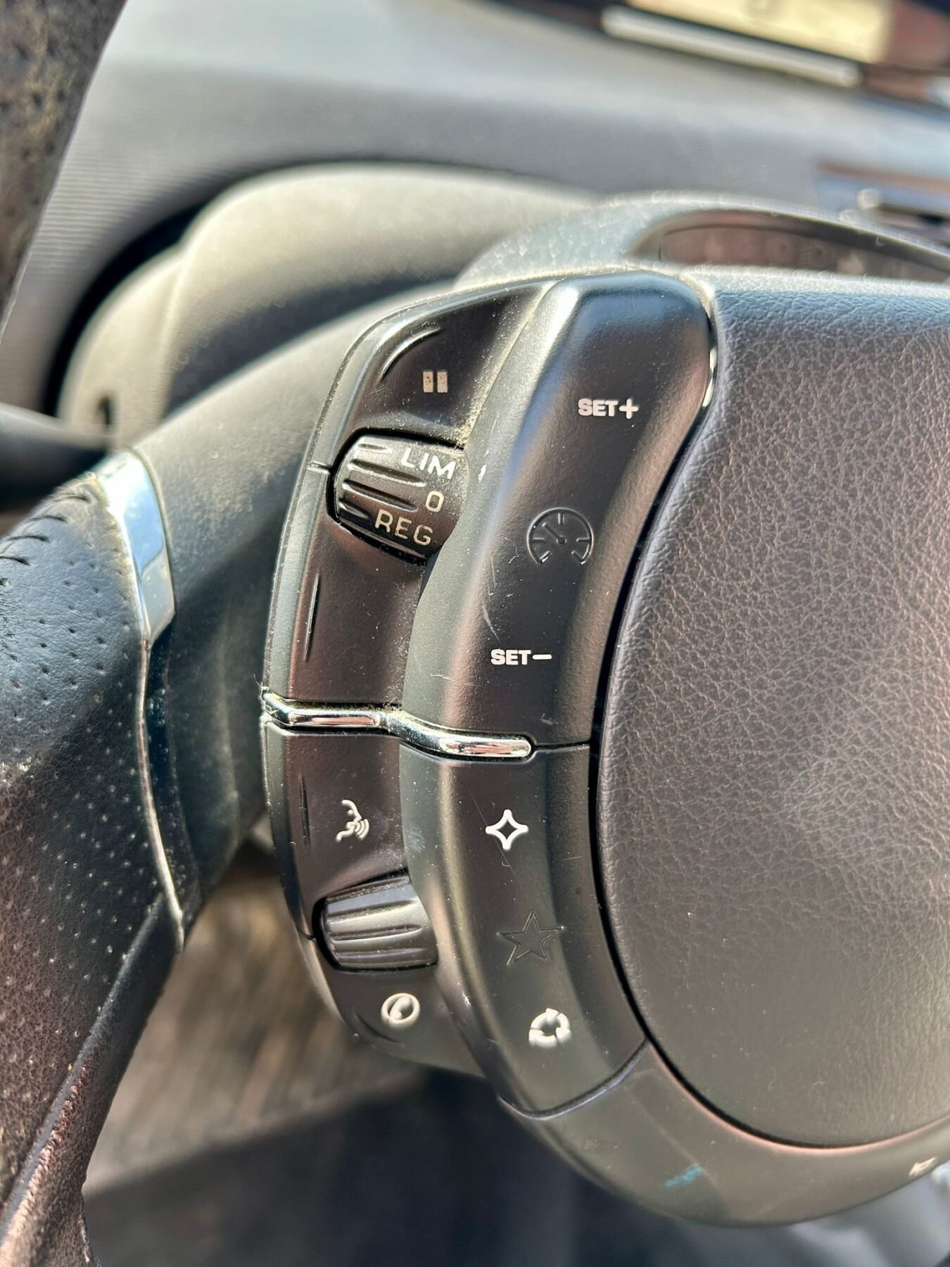 CITROEN C4 1.6 HDi Exclusive