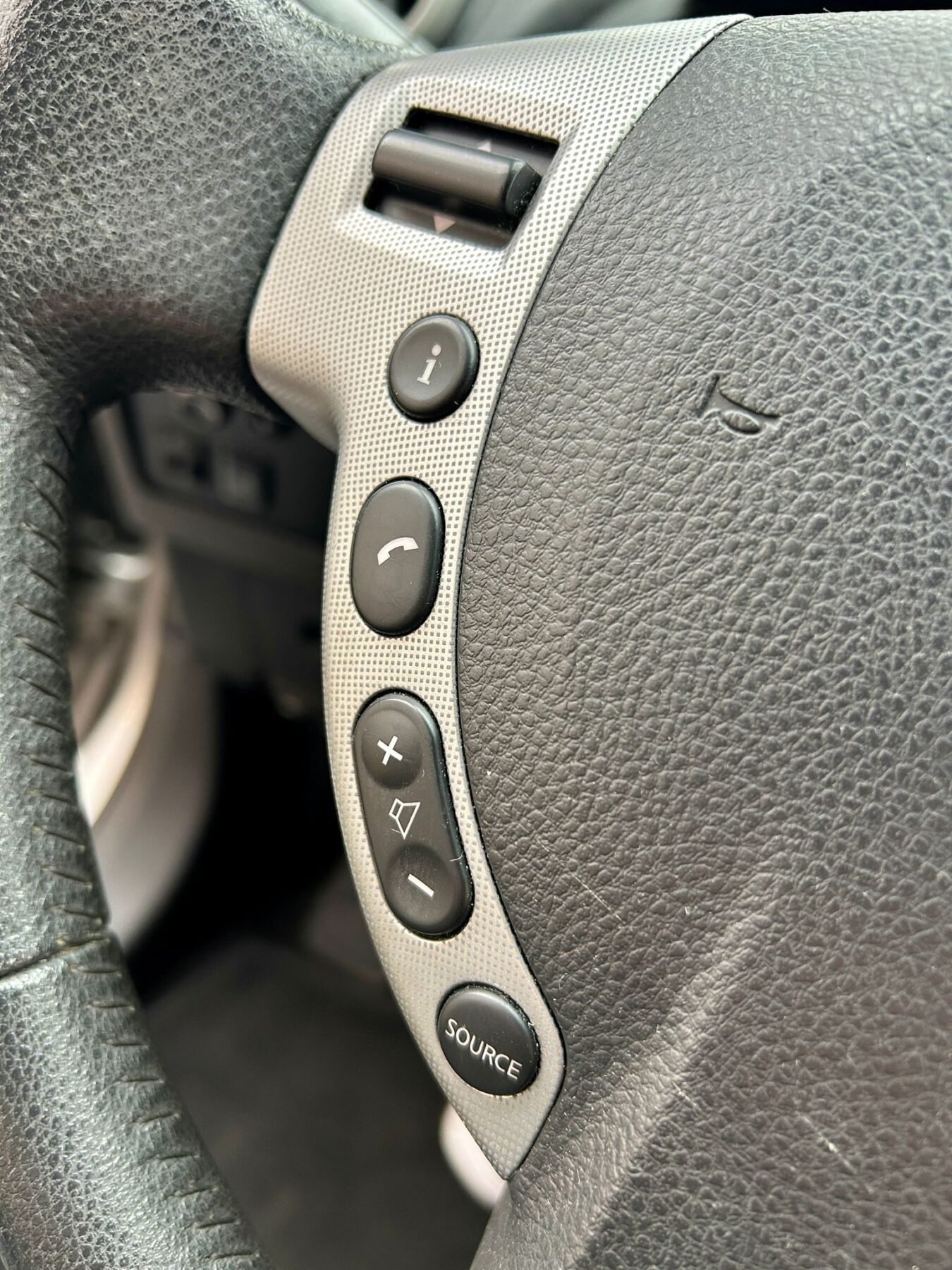 NISSAN QASHQAI 2.0 DCI ACENTA