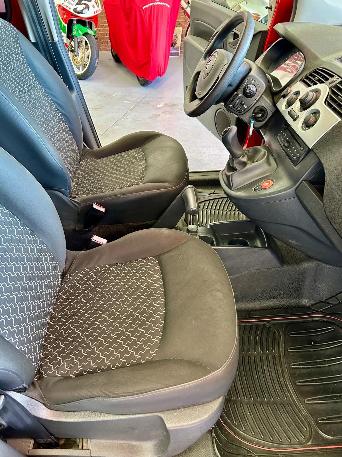 RENAULT KANGOO 1.5 DCI