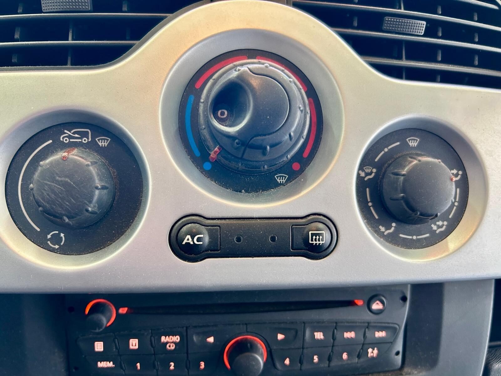 RENAULT KANGOO 1.5 DCI