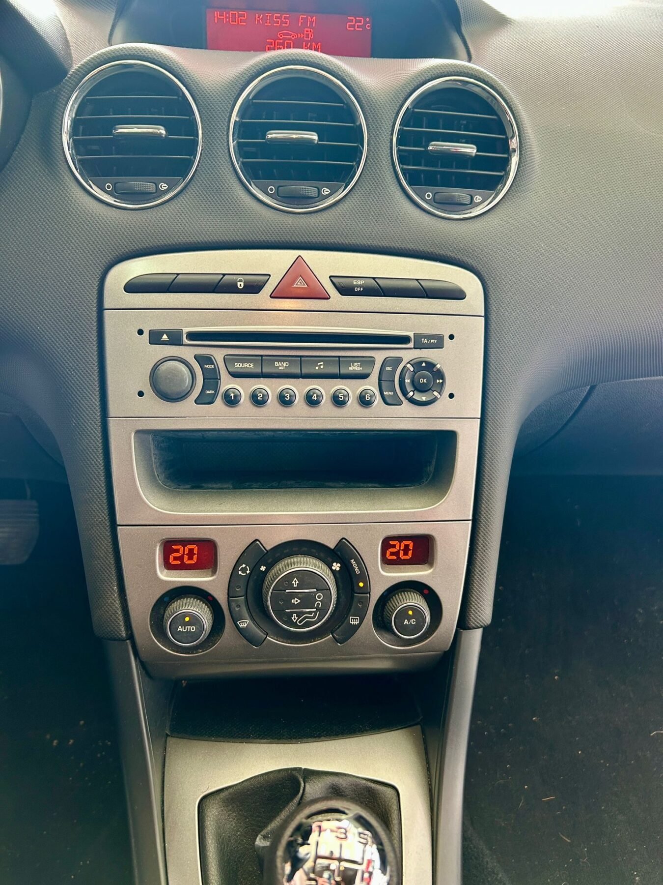 PEUGEOT 308 1.6 HDI CONFORT