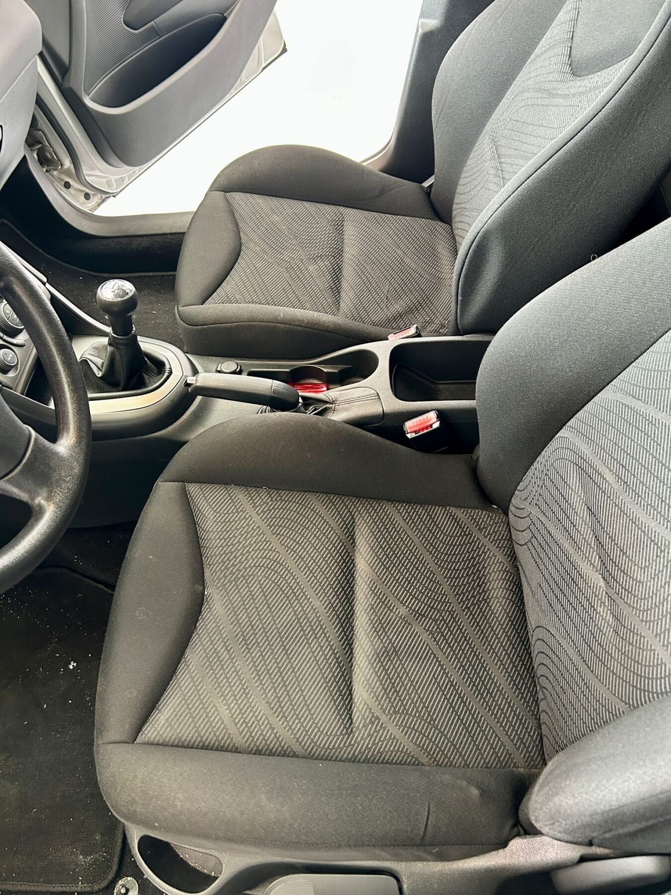 PEUGEOT 308 1.6 HDI CONFORT
