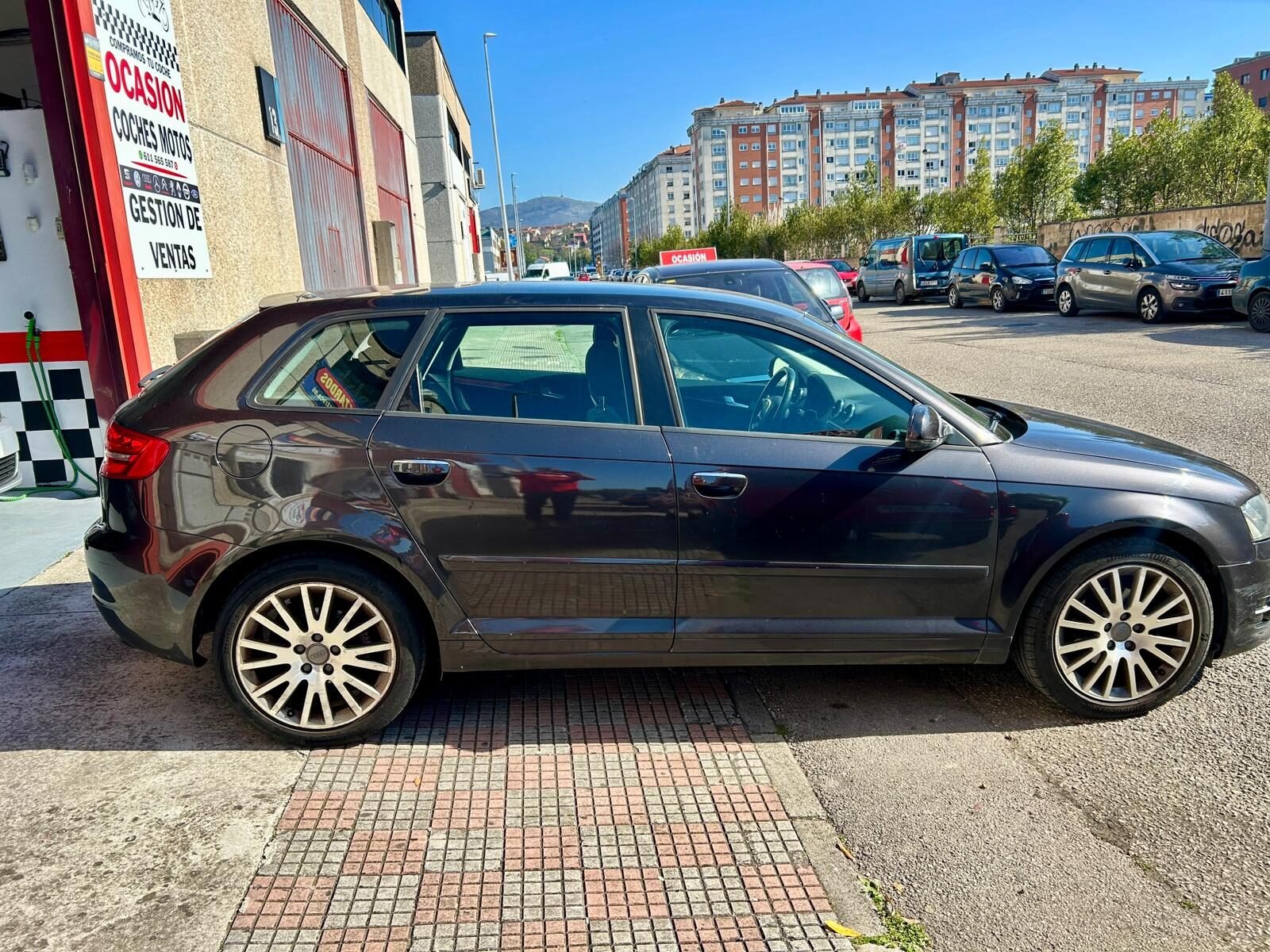 AUDI A 3 SPORTBACK 1.6 TDI AMBIENTE