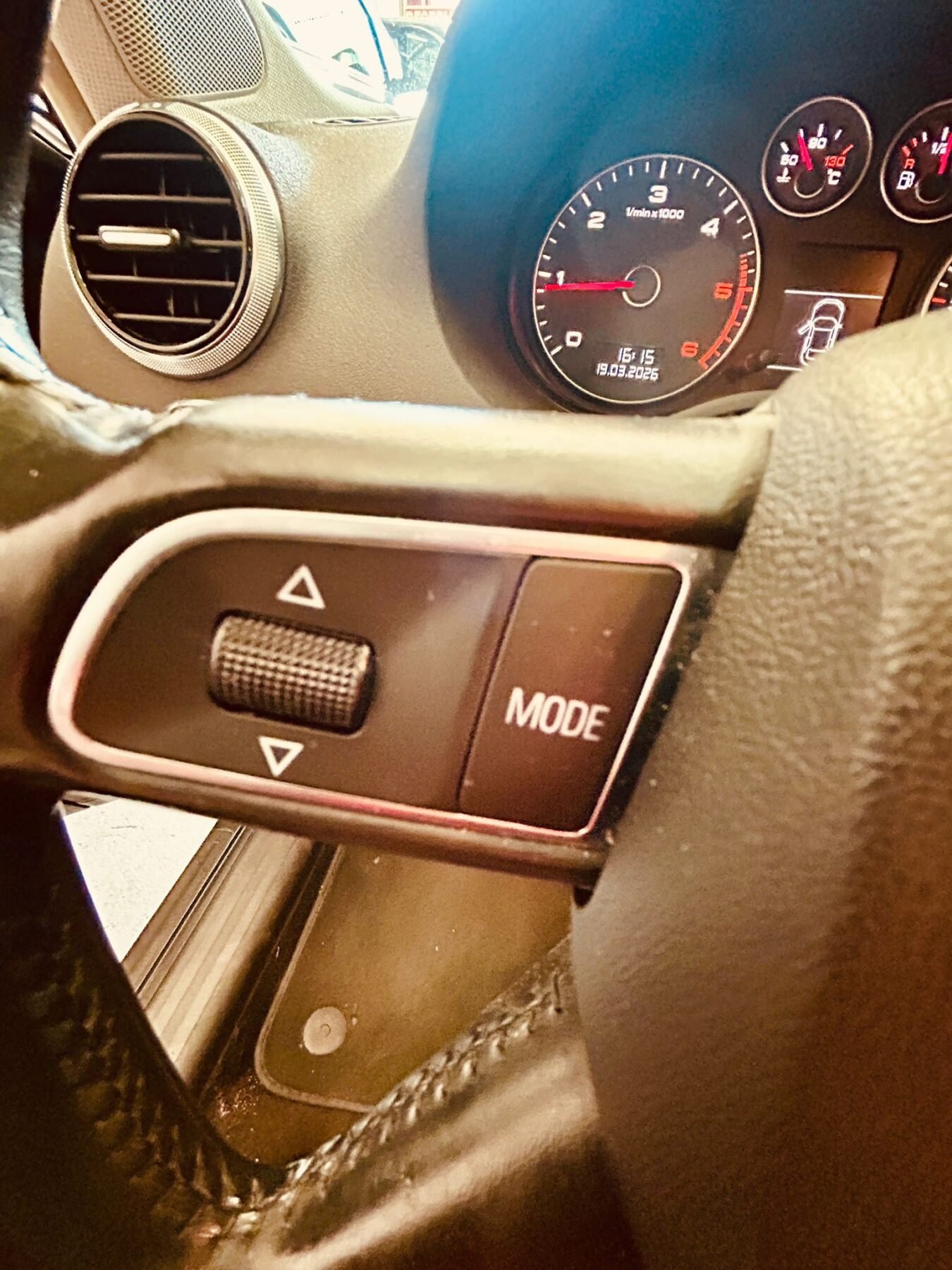 AUDI A 3 SPORTBACK 1.6 TDI AMBIENTE