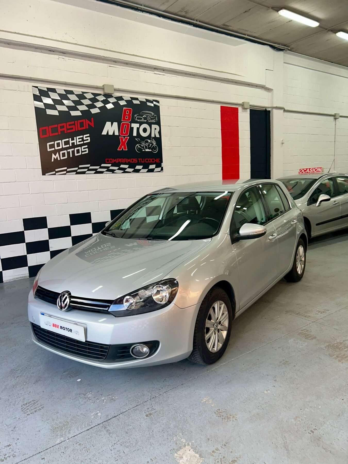 VOLKSWAGEN GOLF VI 1.6 TDI ADVANCE BLUE MOTION