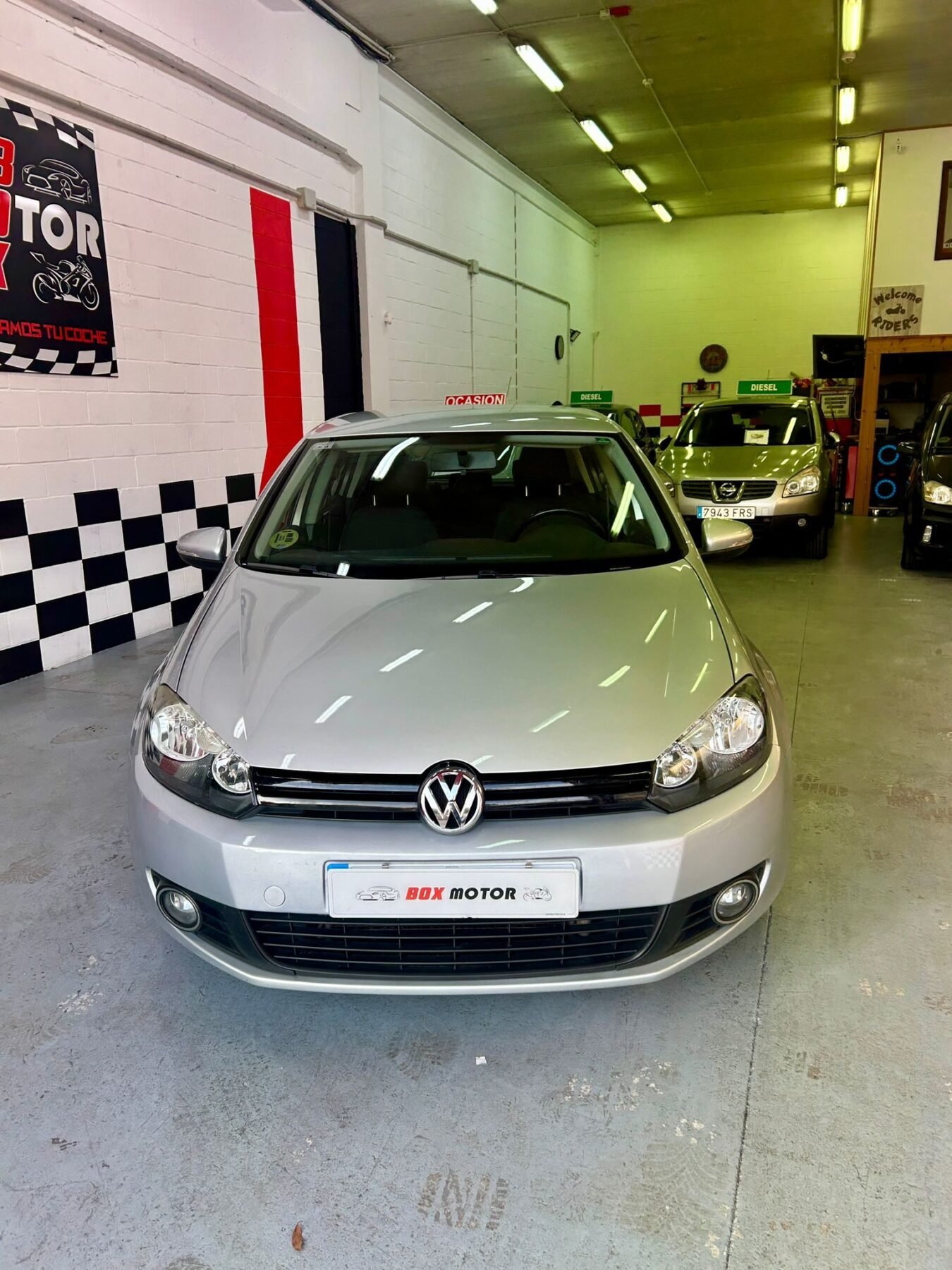 VOLKSWAGEN GOLF VI 1.6 TDI ADVANCE BLUE MOTION