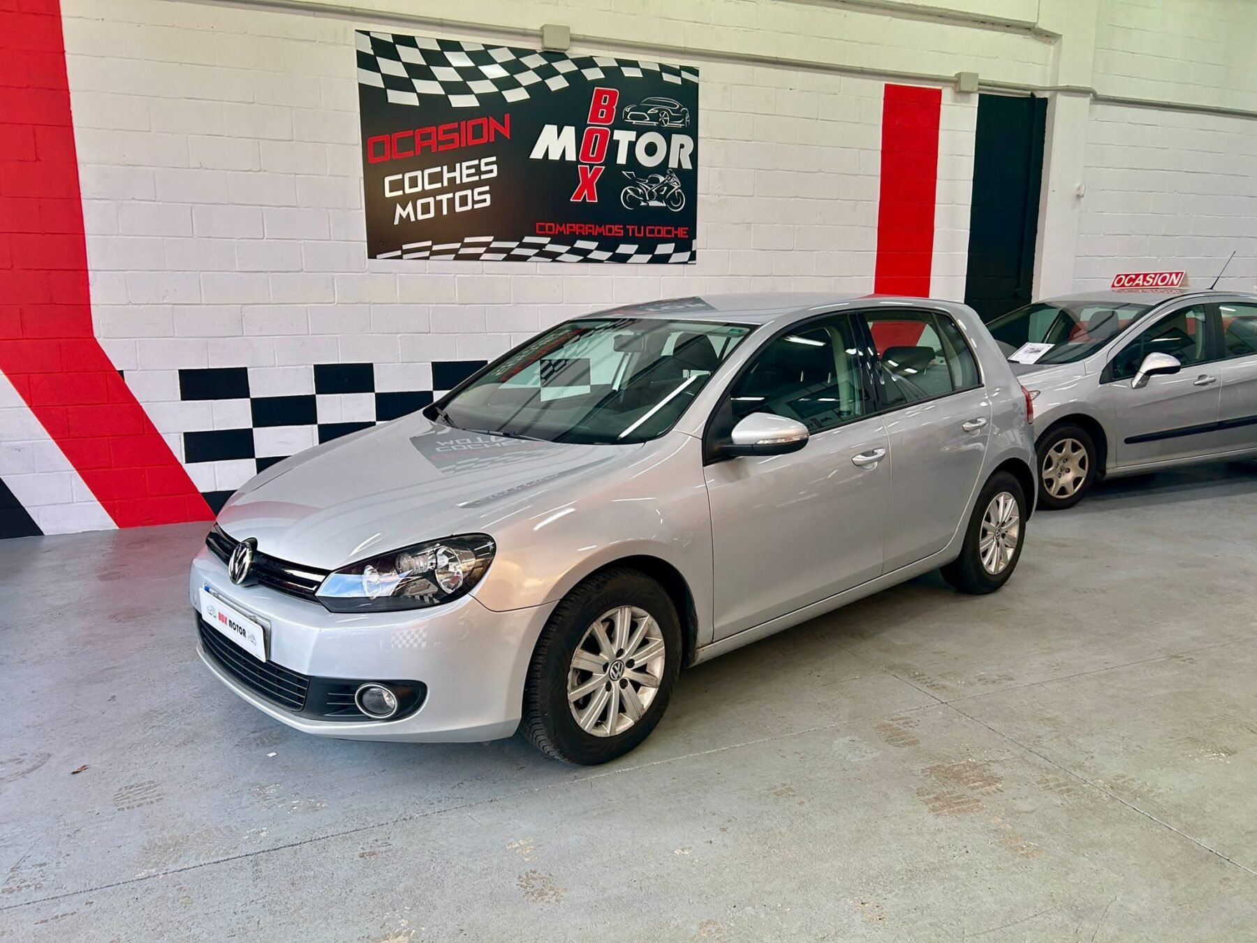 VOLKSWAGEN GOLF VI 1.6 TDI ADVANCE BLUE MOTION