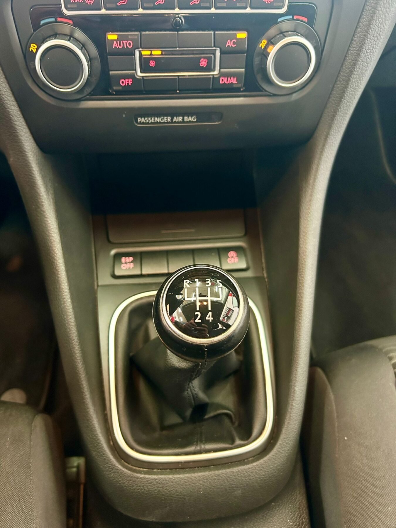 VOLKSWAGEN GOLF VI 1.6 TDI ADVANCE BLUE MOTION