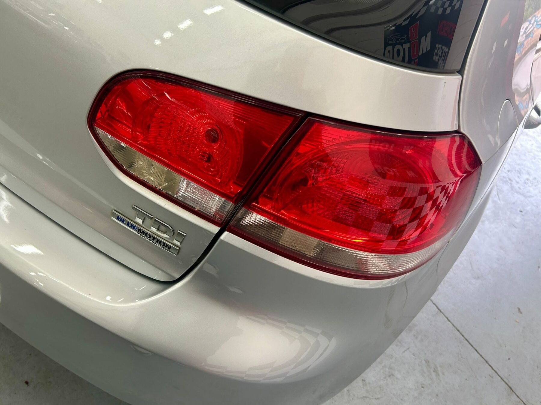 VOLKSWAGEN GOLF VI 1.6 TDI ADVANCE BLUE MOTION