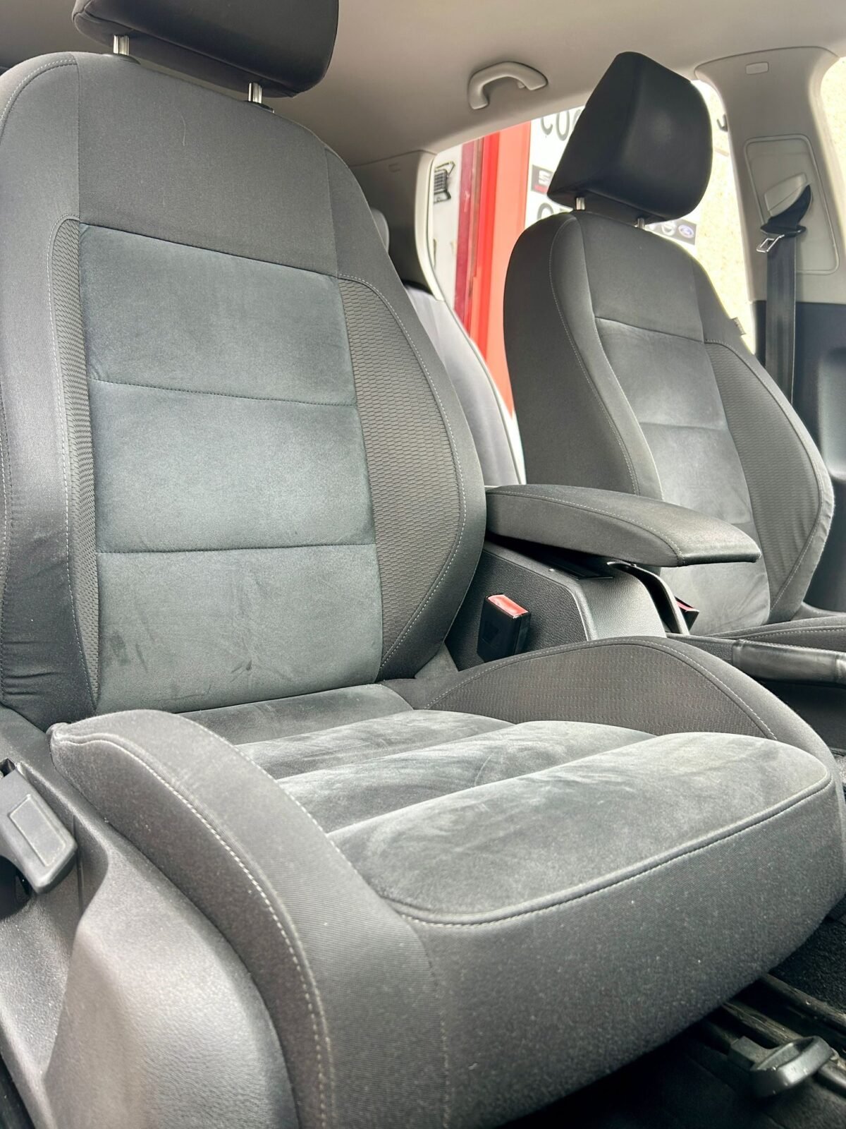 VOLKSWAGEN GOLF VI 1.6 TDI SPORT