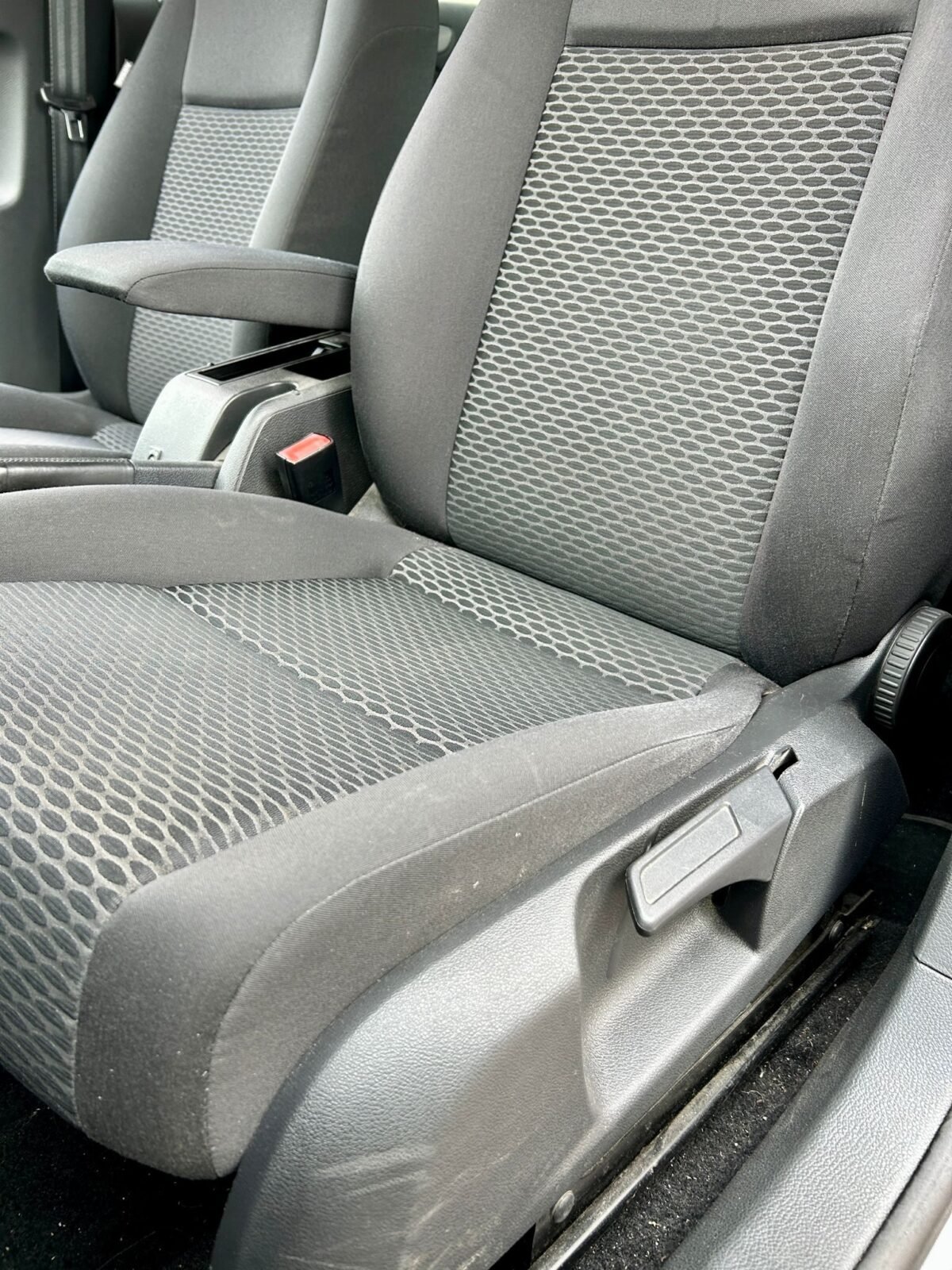 VOLKSWAGEN GOLF VI 1.6 TDI ADVANCE  