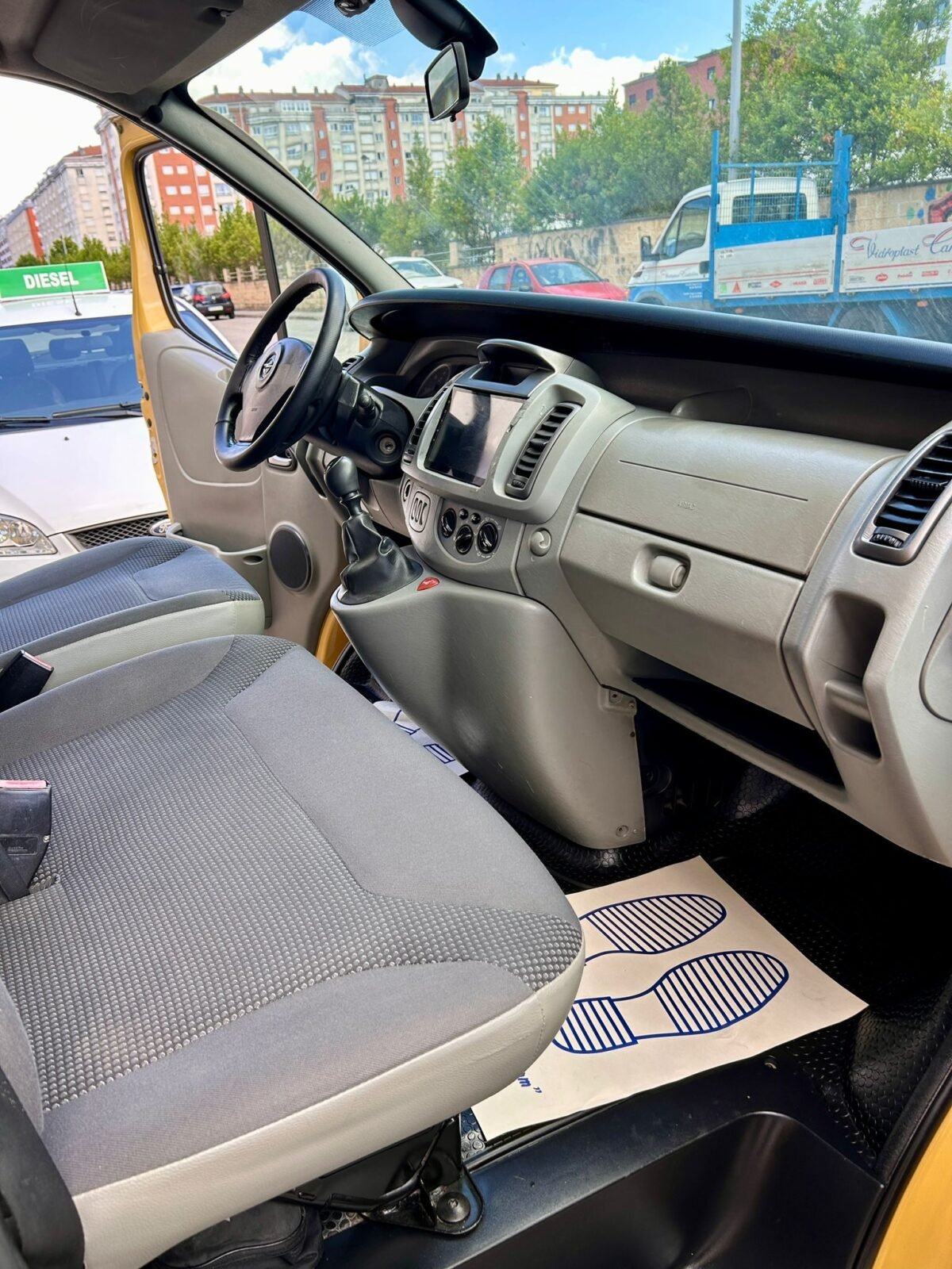 OPEL VIVARO 2.0 CDTI L2 ACRISTALADA