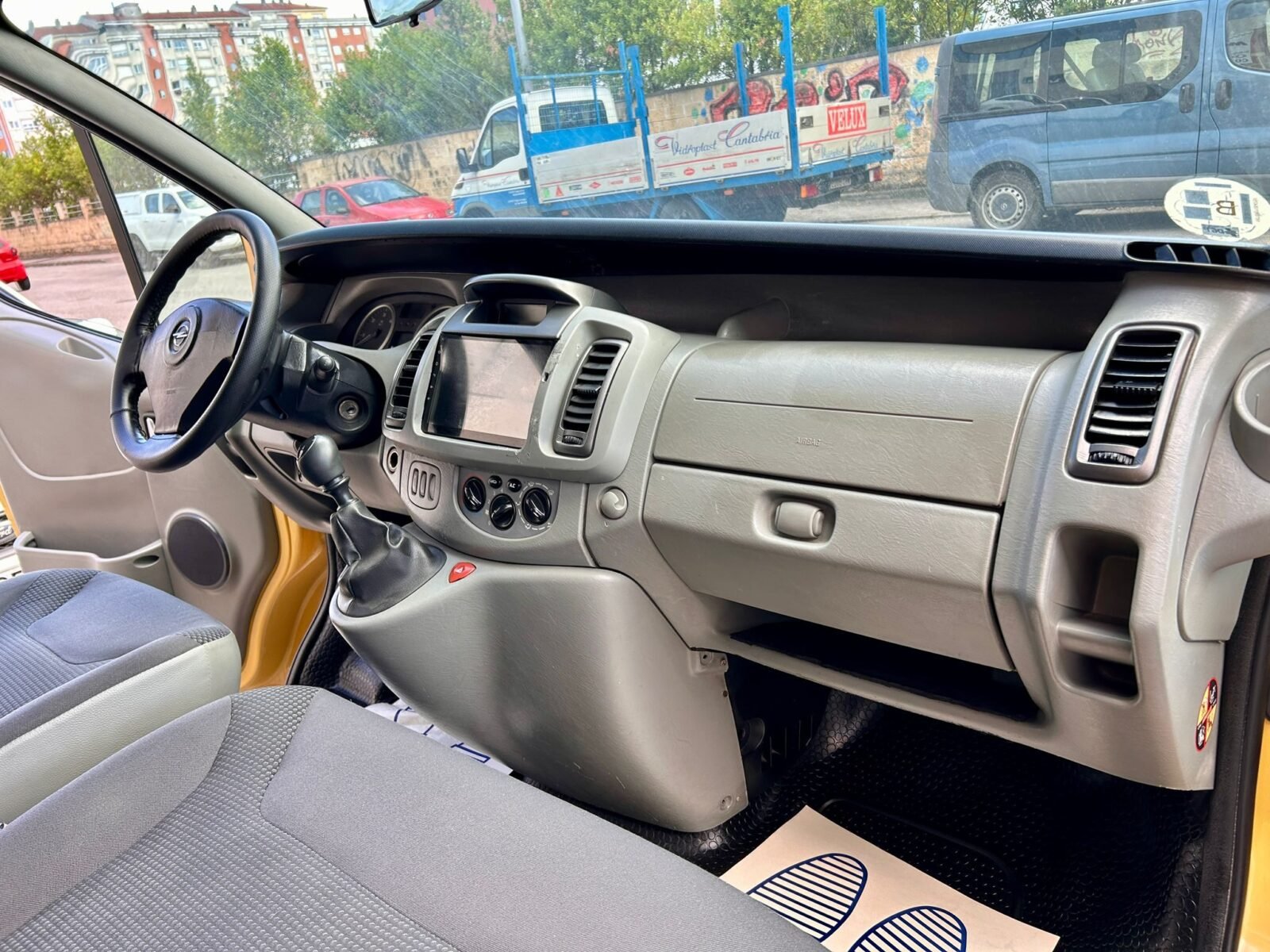 OPEL VIVARO 2.0 CDTI L2 ACRISTALADA