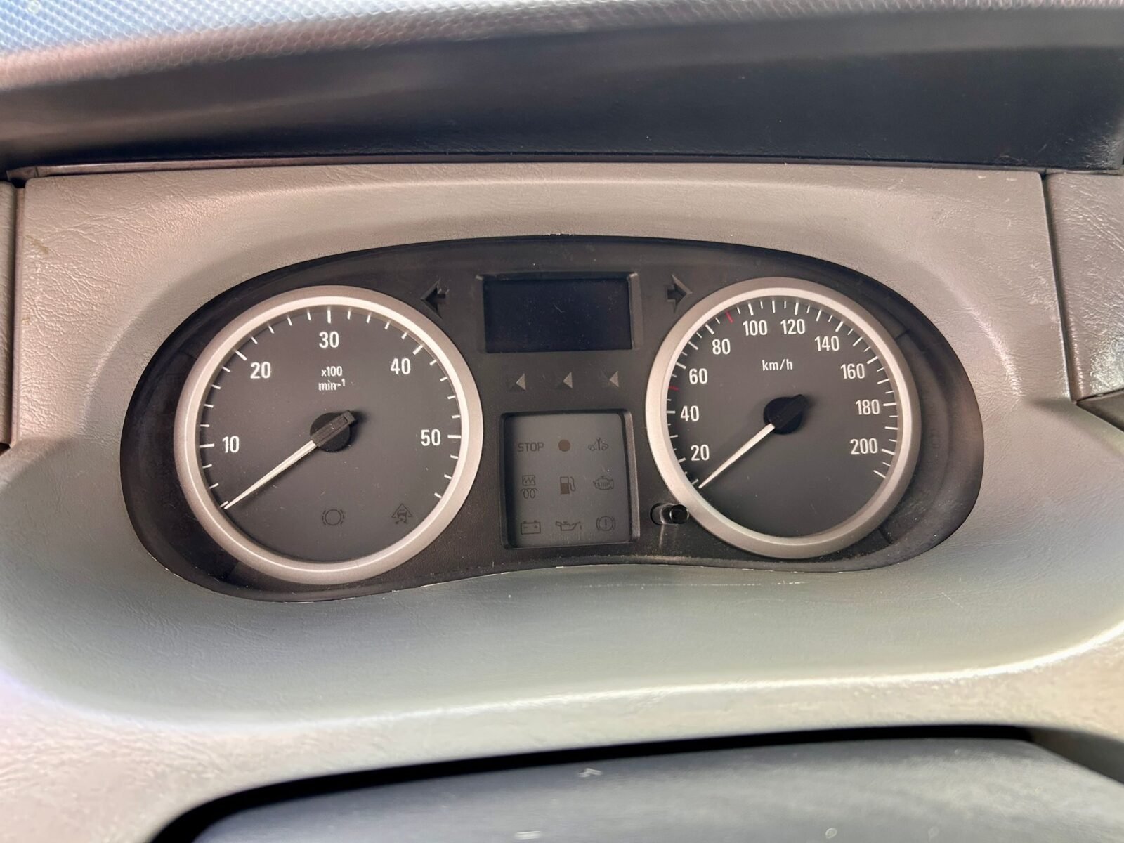 OPEL VIVARO 2.0 CDTI L2 ACRISTALADA
