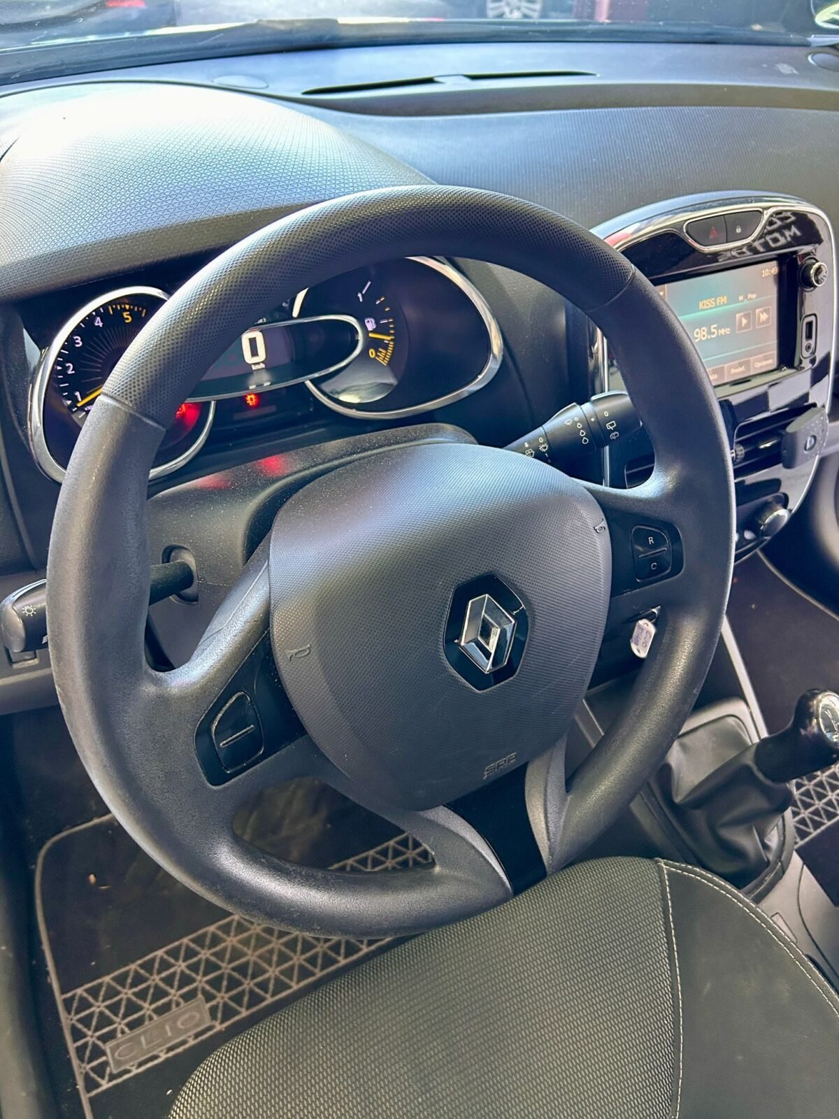 RENAULT CLIO III 1.5 DCI