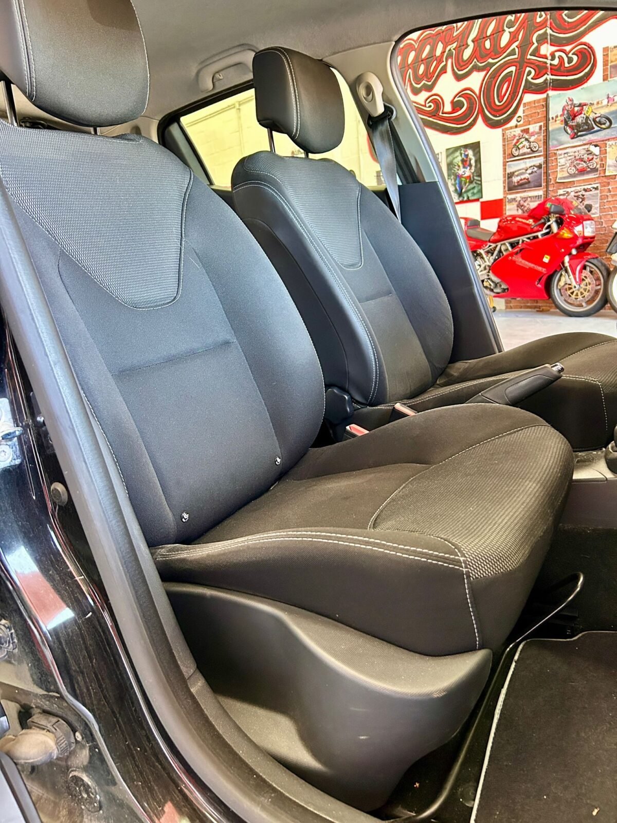 RENAULT CLIO III 1.5 DCI