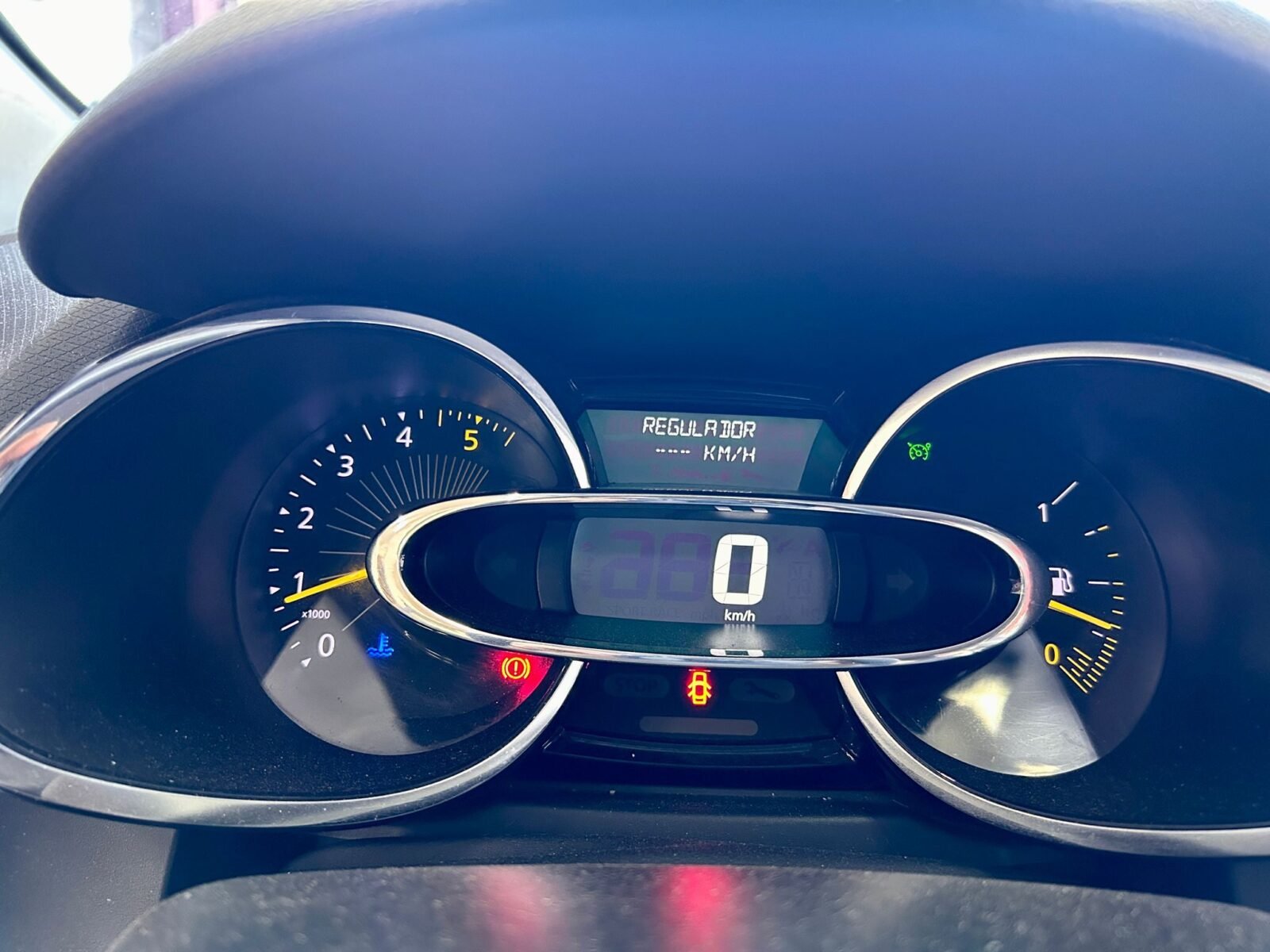 RENAULT CLIO III 1.5 DCI