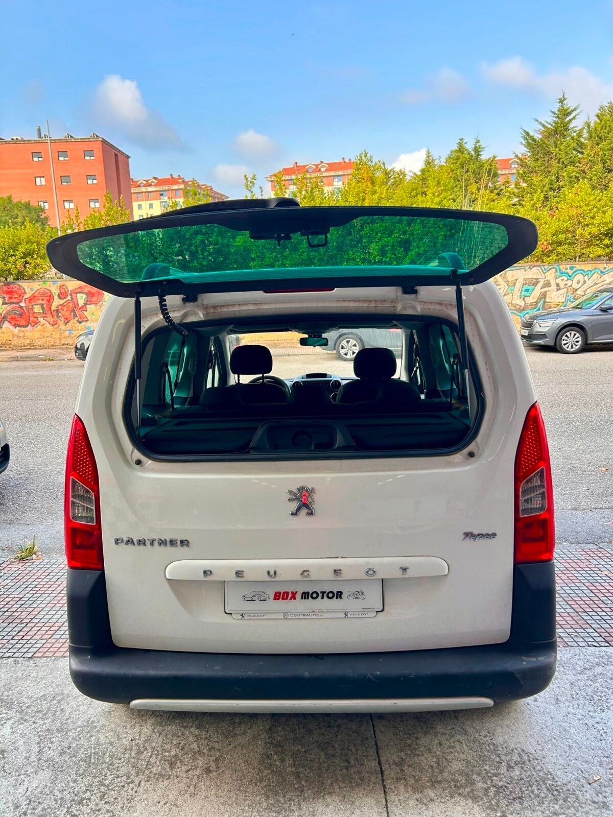 PEUGEOT PARTNER TEPEE OUTDOOR 1.6 HDI