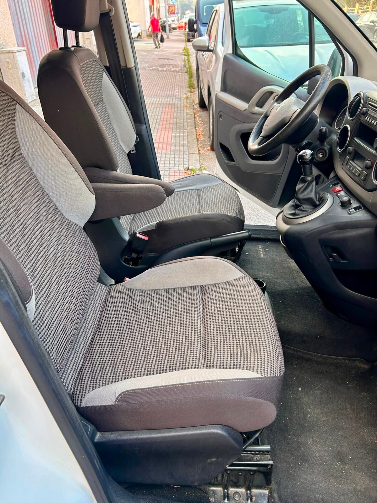 PEUGEOT PARTNER TEPEE OUTDOOR 1.6 HDI