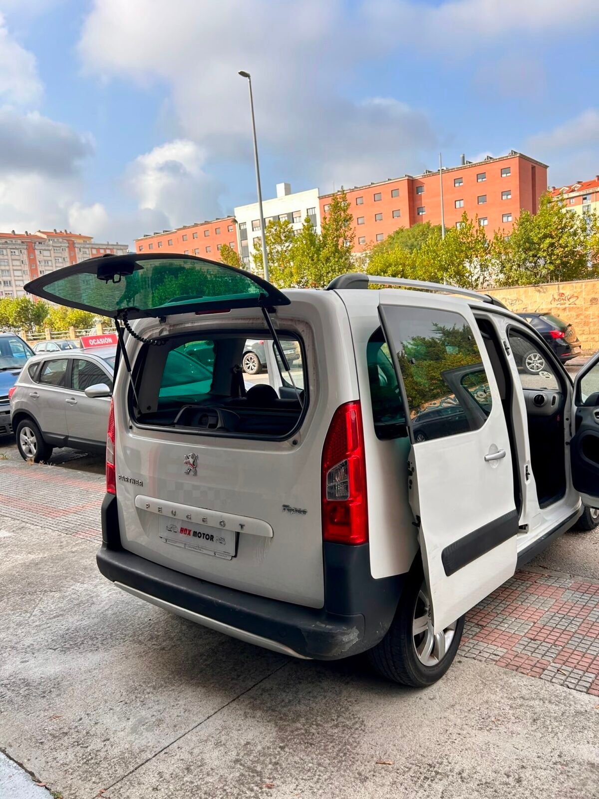 PEUGEOT PARTNER TEPEE OUTDOOR 1.6 HDI