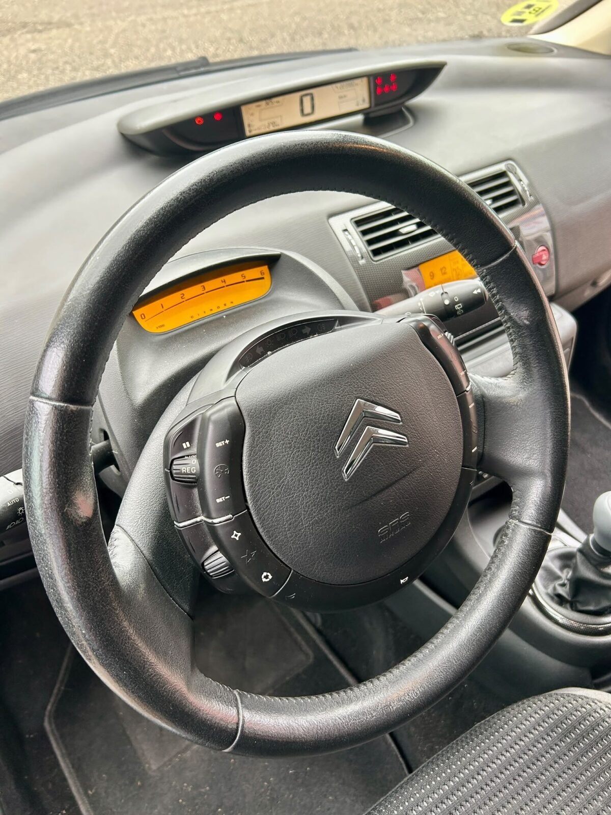 CITROEN C4 1.6 HDI VTR PLUS