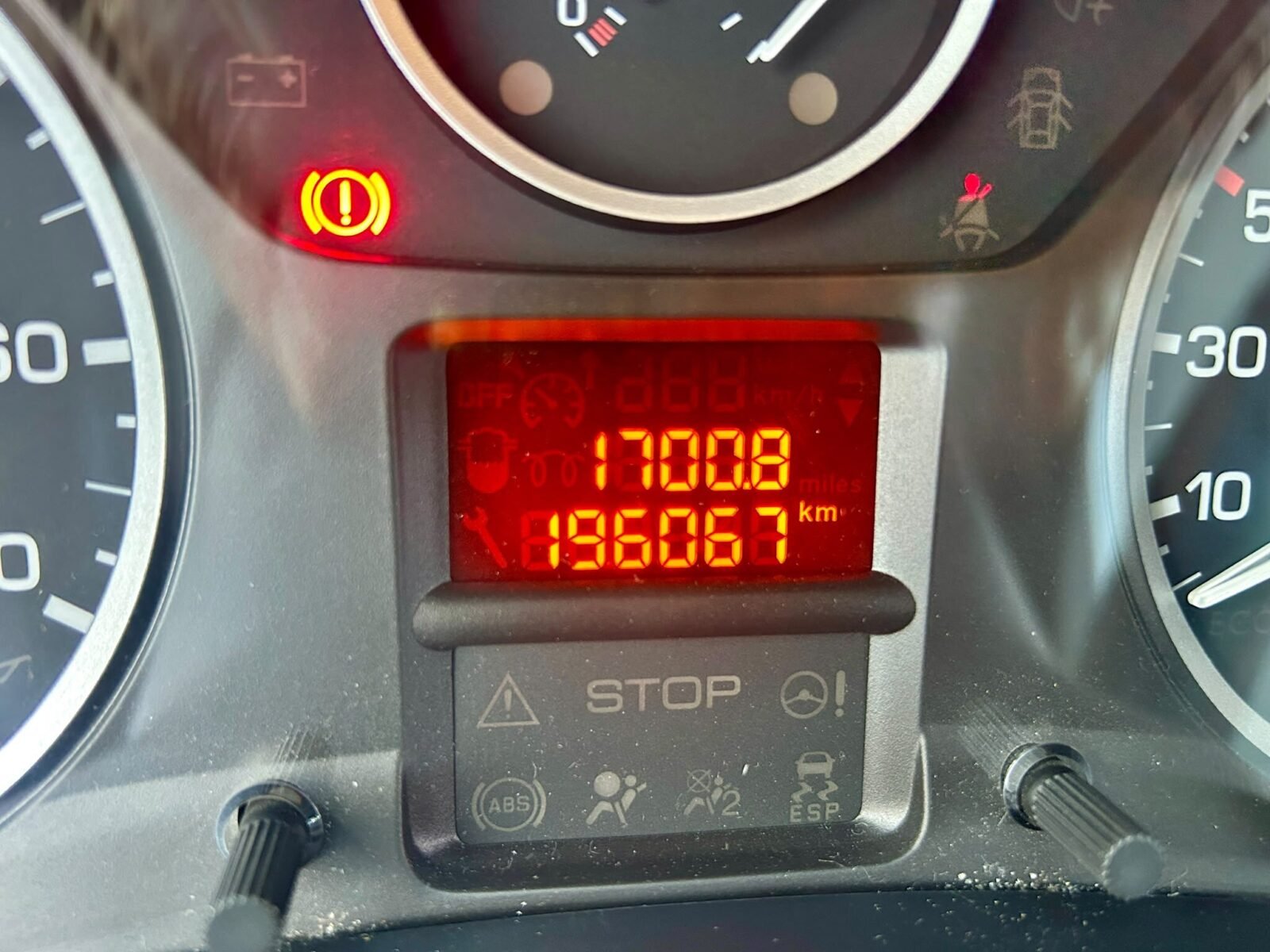 PEUGEOT PARTNER TEPEE OUTDOOR 1.6 HDI